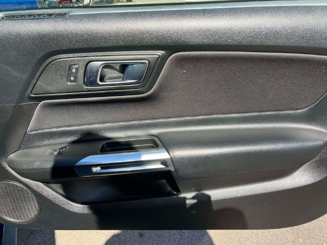 Used 2022 Ford Mustang GT RWD image 15