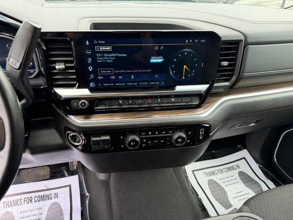 Used 2025 Chevrolet Silverado 2500 LT w/ Convenience Package image 24