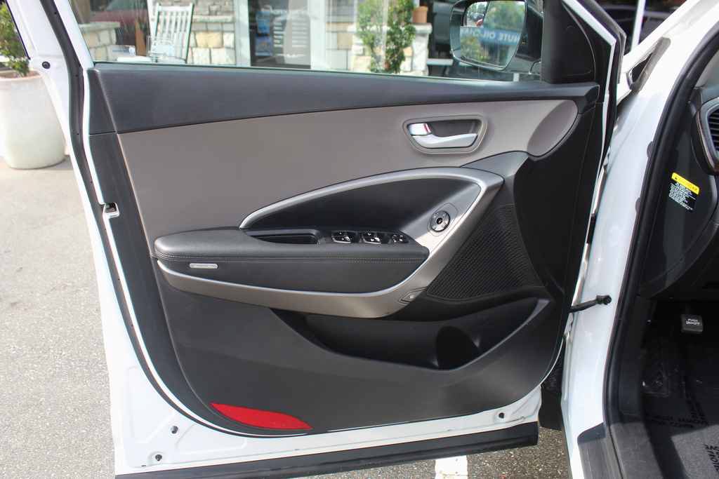Used 2017 Hyundai Santa Fe Sport AWD/4WD image 12