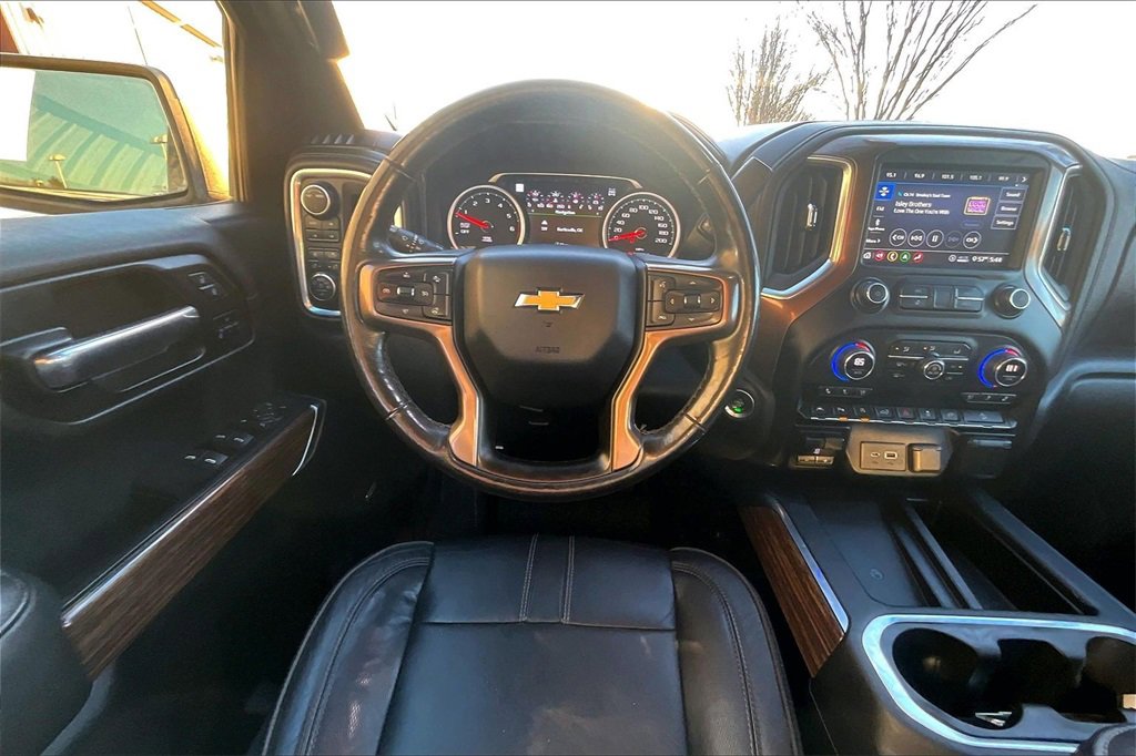Used 2020 Chevrolet Silverado 1500 High Country w/ Safety Package II image 5