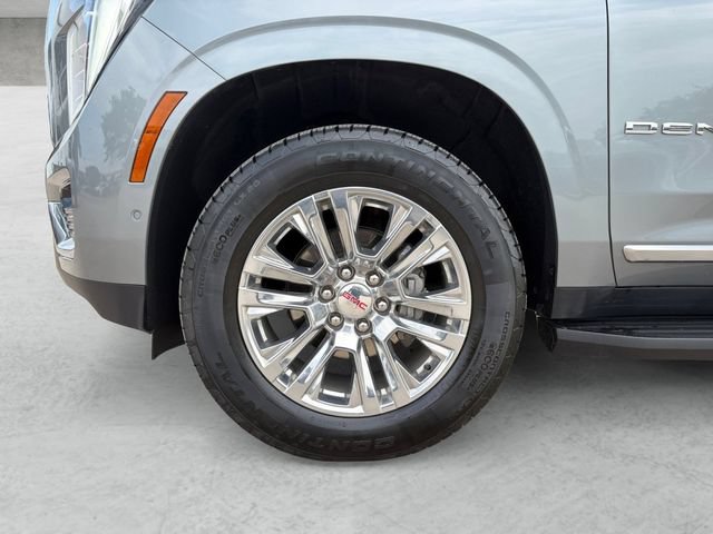 Used 2025 GMC Yukon XL Denali AWD/4WD image 23