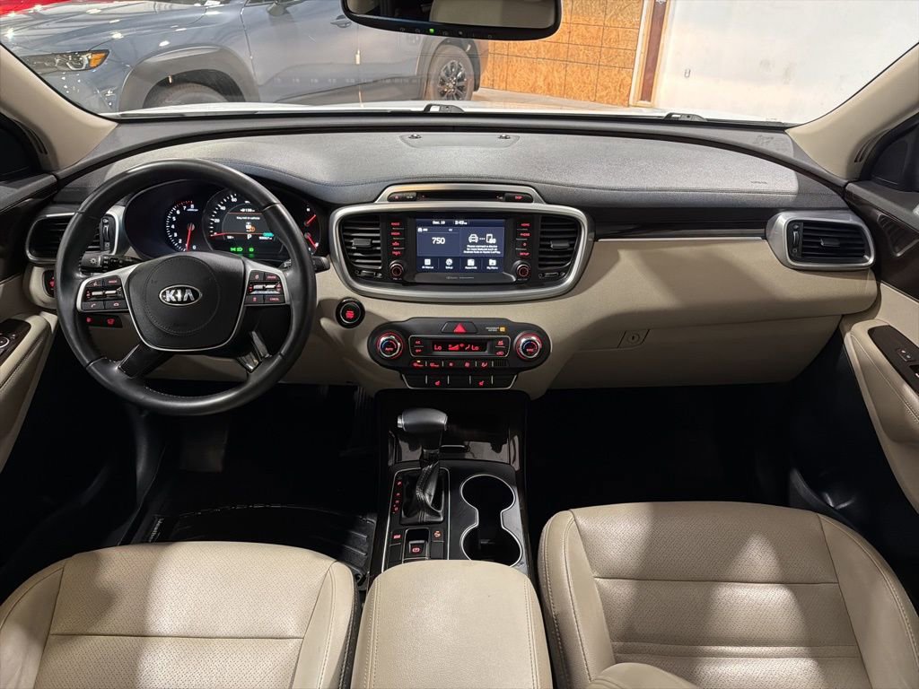 Used 2019 Kia Sorento EX image 26
