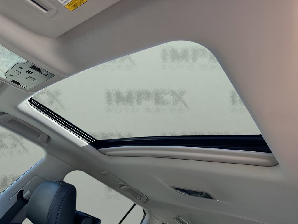 Used 2016 Lexus LX 570 4WD image 12