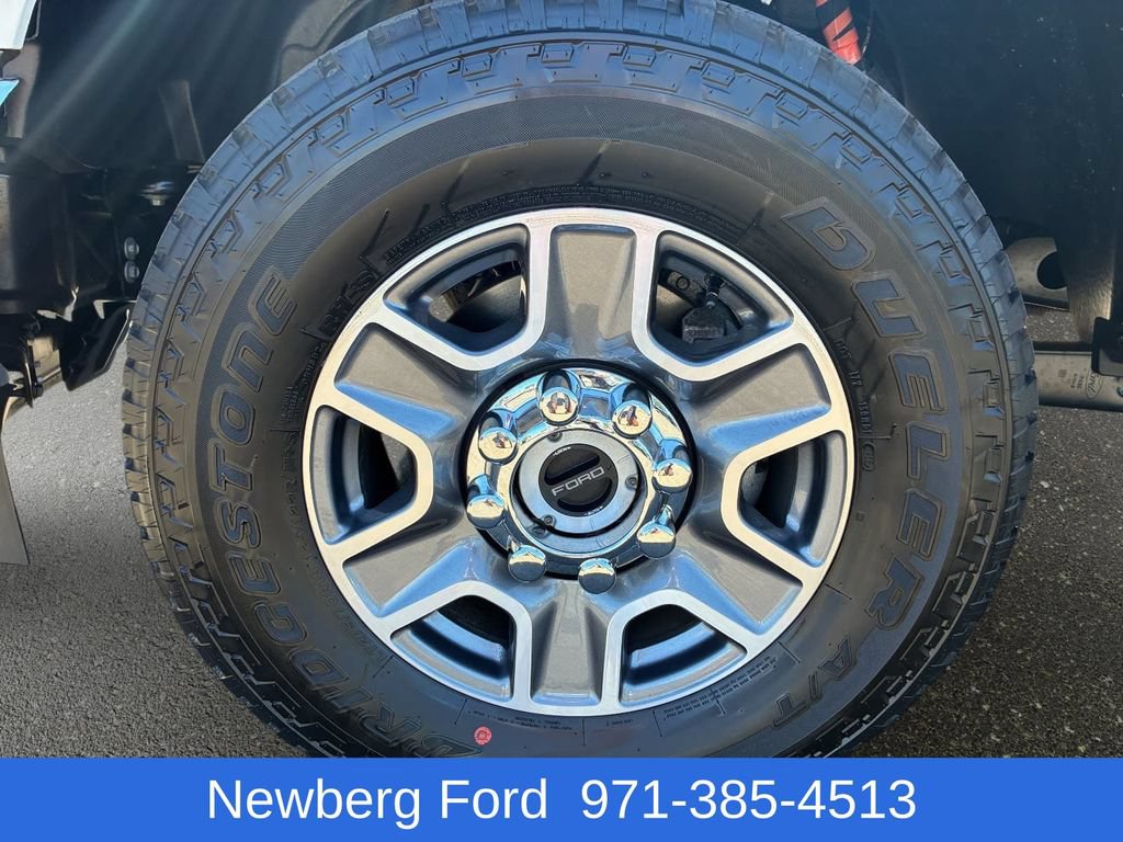 Used 2026 Ford F350 Lariat AWD/4WD image 12
