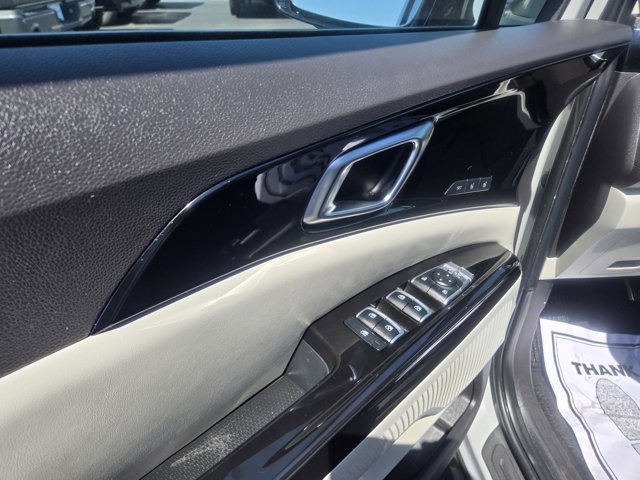 Used 2022 Kia Carnival SX FWD image 40