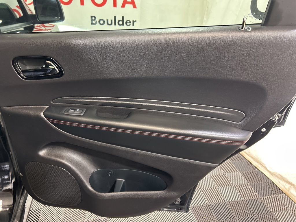Used 2025 Dodge Durango GT AWD/4WD image 14