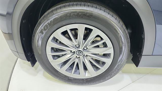 Used 2026 MAZDA CX-90 3.3 Turbo w/ Select Package AWD/4WD image 37