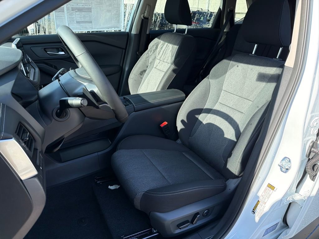 New 2026 Nissan Rogue SV image 28