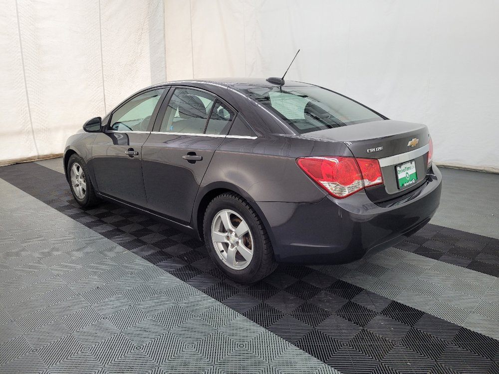 Used 2016 Chevrolet Cruze LT FWD image 3