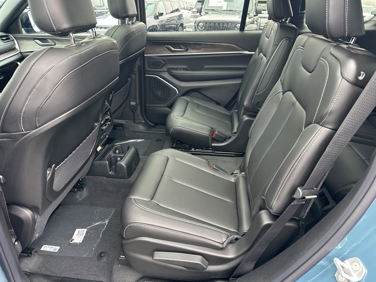 New 2026 Jeep Grand Cherokee L Limited image 12