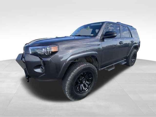 Used 2021 Toyota 4Runner Venture w/ Moonroof Package AWD/4WD image 2