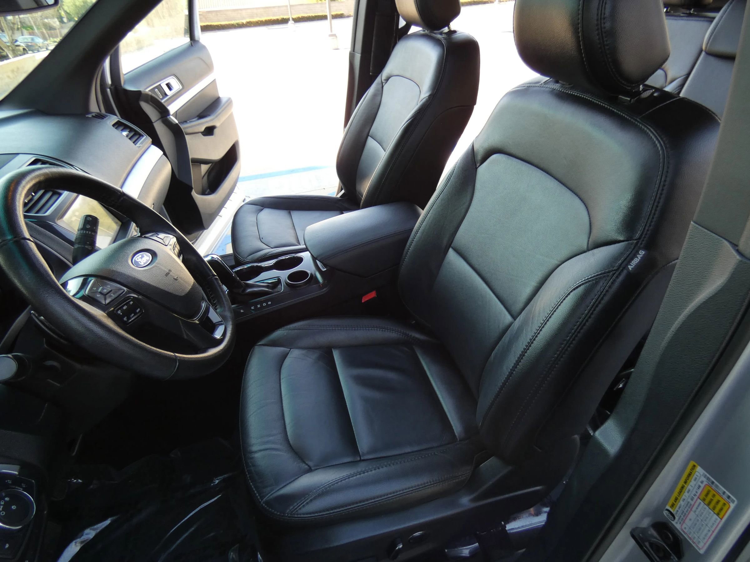 Used 2017 Ford Explorer XLT w/ Equipment Group 202A image 50