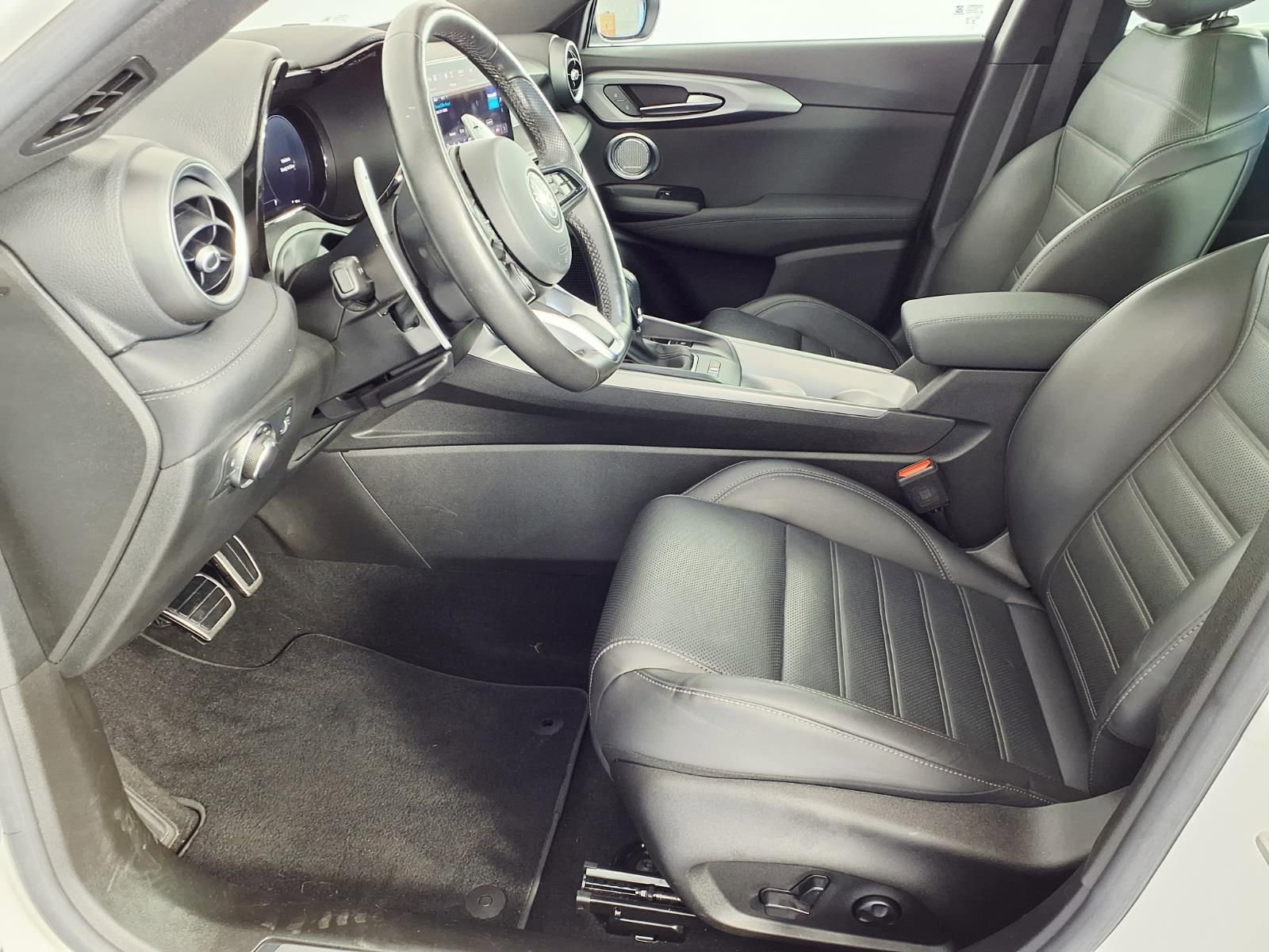 Used 2024 Alfa Romeo Tonale Veloce image 12