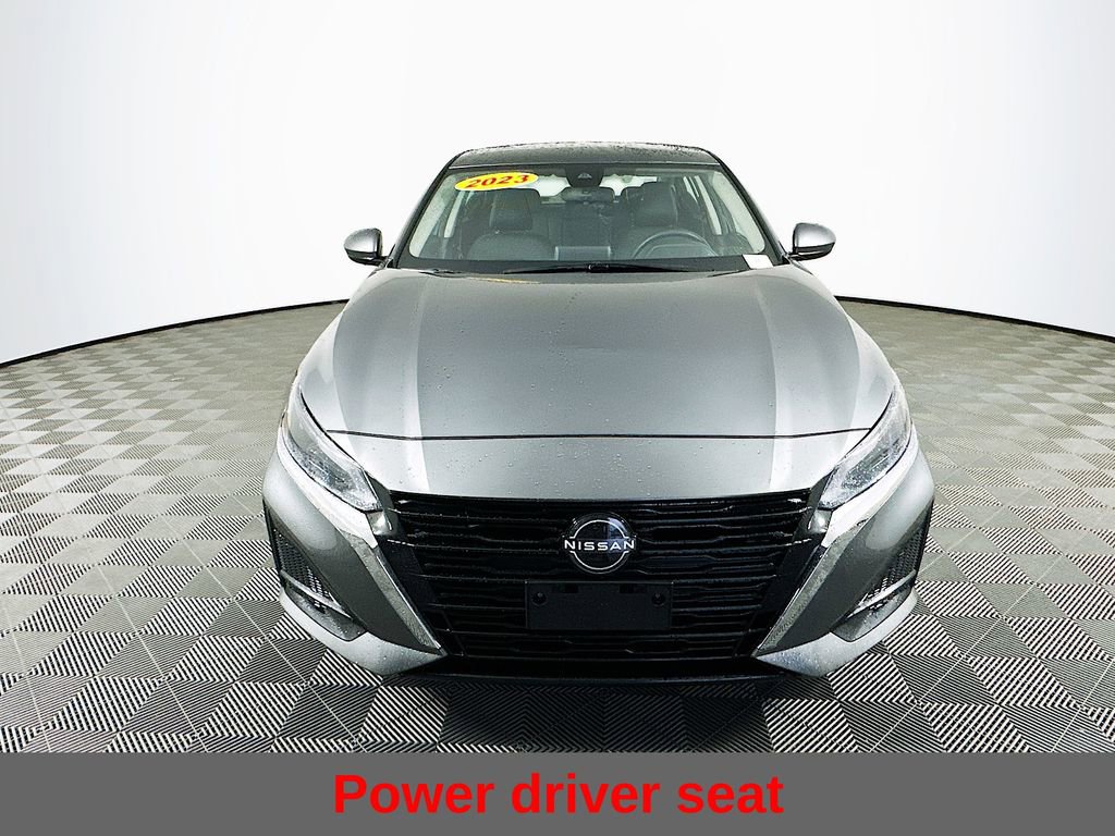 Used 2023 Nissan Altima 2.5 SV image 5