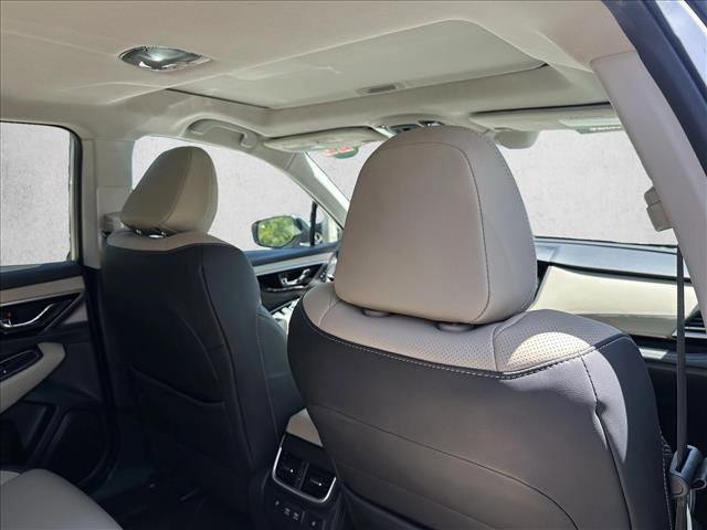 Used 2022 Subaru Outback Limited AWD/4WD image 27