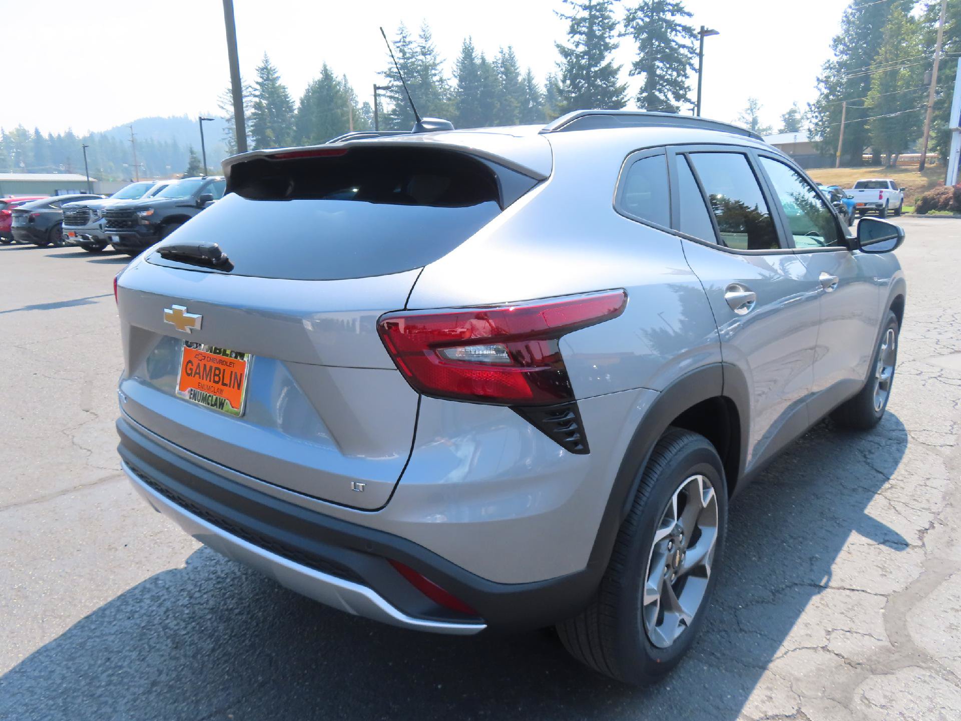 New 2026 Chevrolet Trax LT w/ Driver Confidence Package FWD image 8