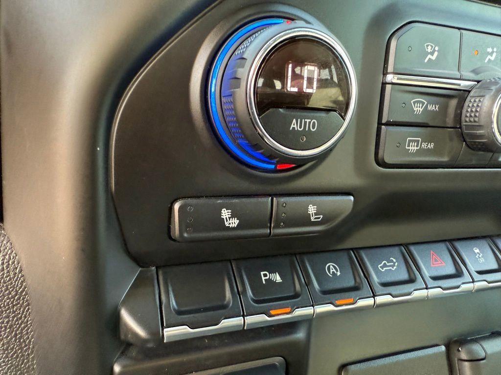 Used 2020 Chevrolet Silverado 1500 LT Trail Boss image 30