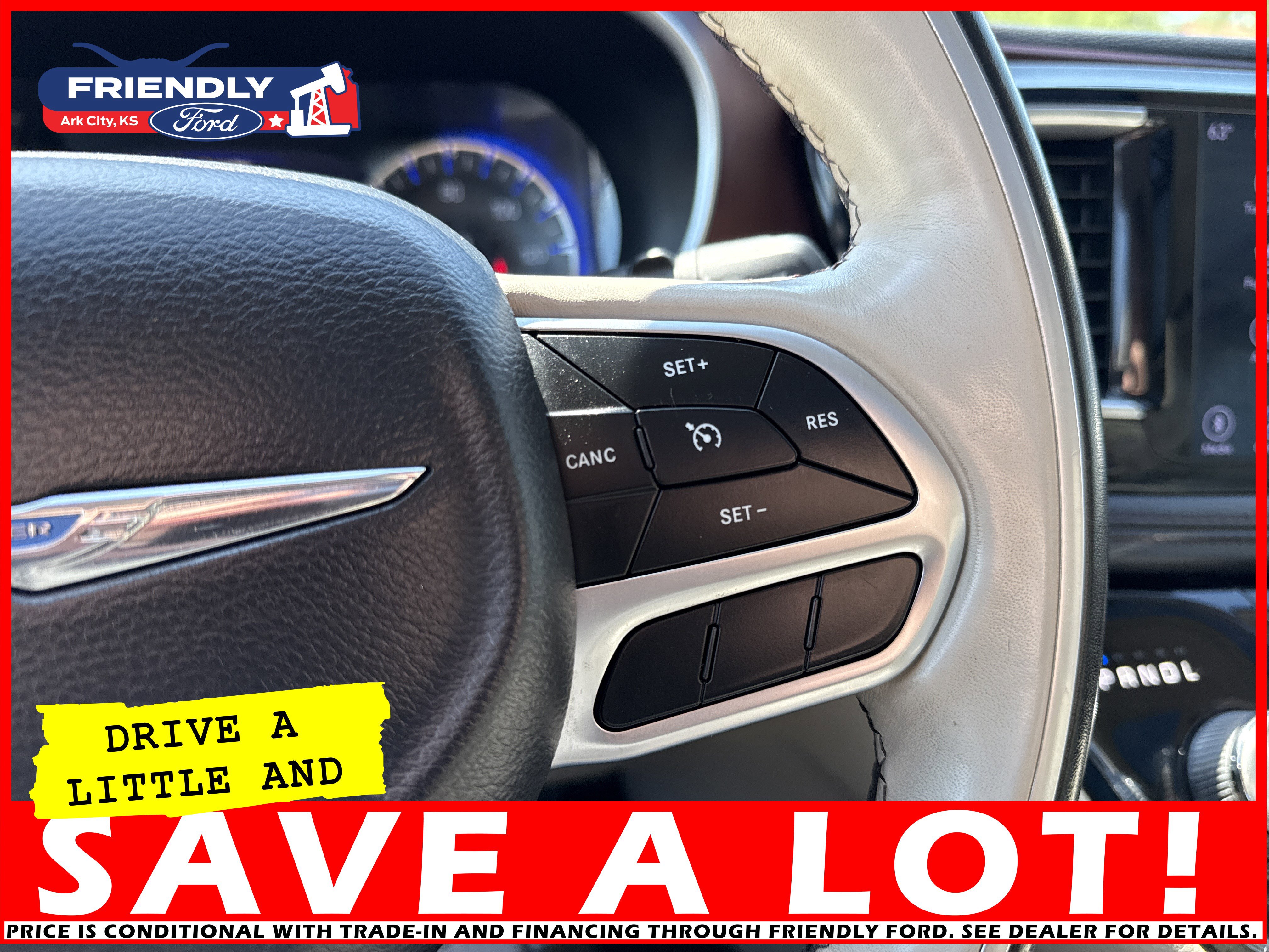 Used 2020 Chrysler Pacifica Limited image 31