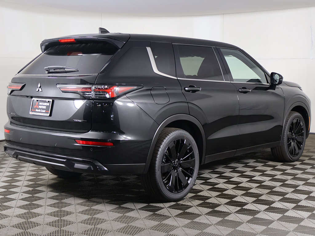 New 2026 Mitsubishi Outlander LE FWD image 10