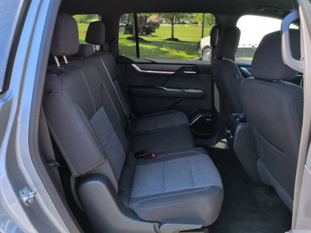 Used 2025 GMC Acadia Elevation AWD/4WD image 29