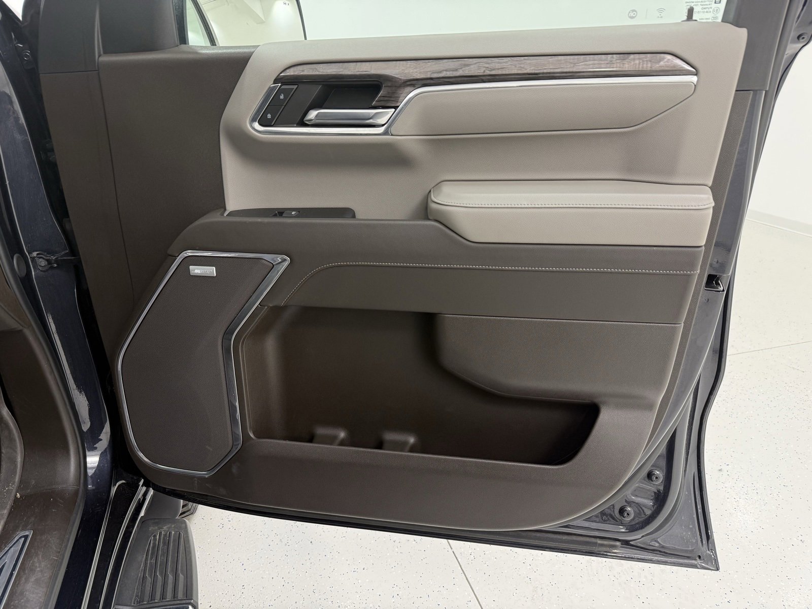 Used 2024 Chevrolet Silverado 1500 LTZ image 34