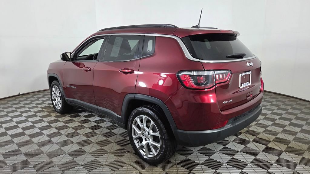 Used 2022 Jeep Compass Latitude AWD/4WD image 6