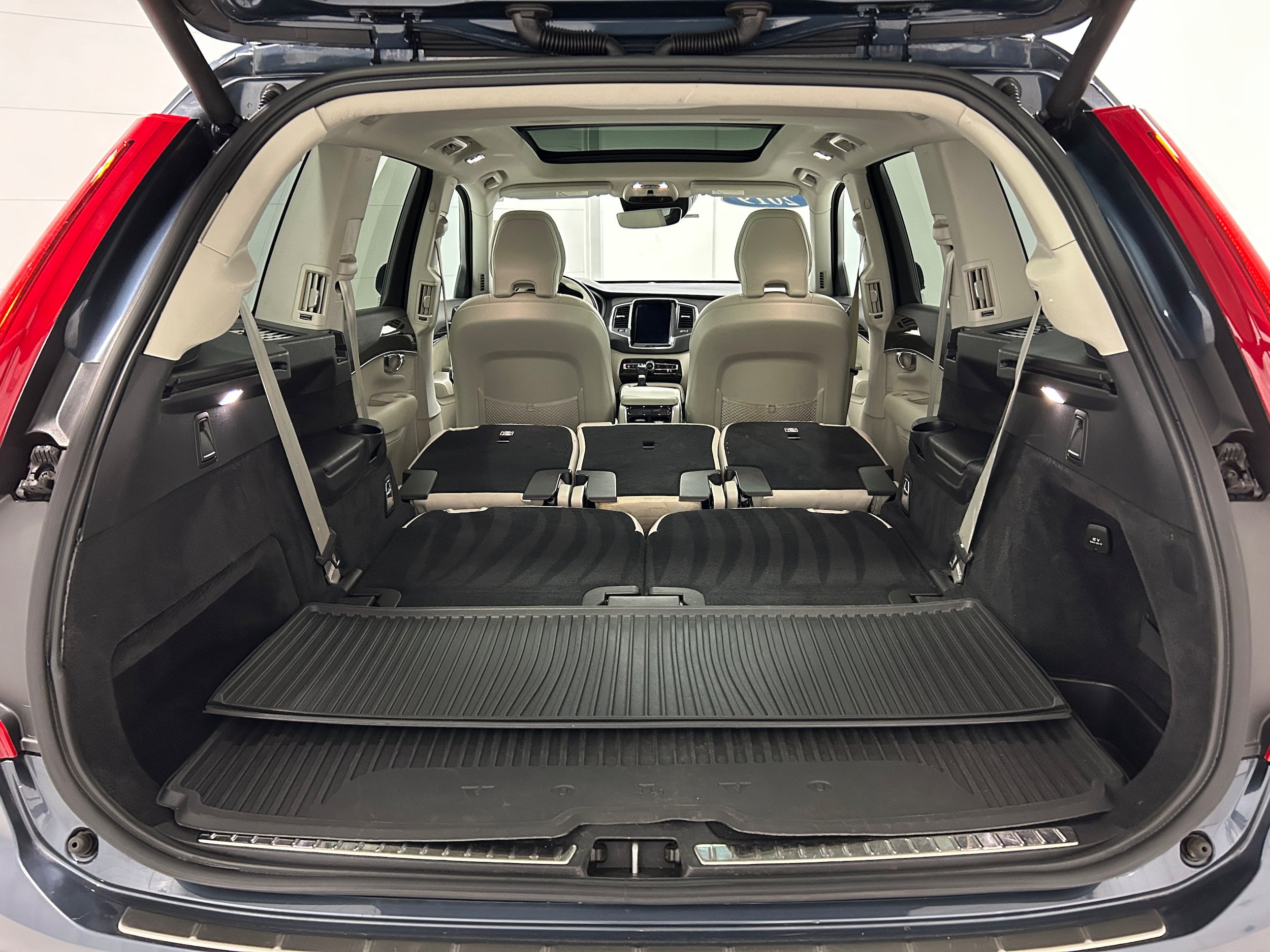 Used 2019 Volvo XC90 T6 Momentum w/ Advanced Package AWD/4WD image 36