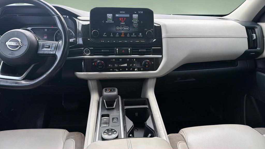 Certified 2023 Nissan Pathfinder SL image 8