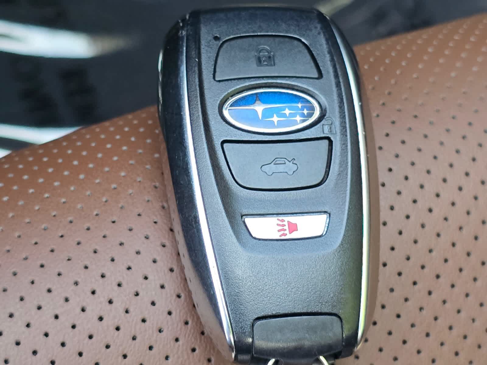 Certified 2025 Subaru Outback Touring AWD/4WD image 32