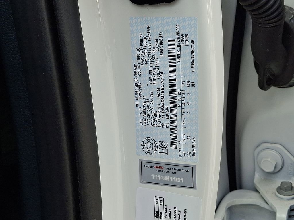 Used 2025 Ford F450 Platinum w/ FX4 Off-Road Package image 29