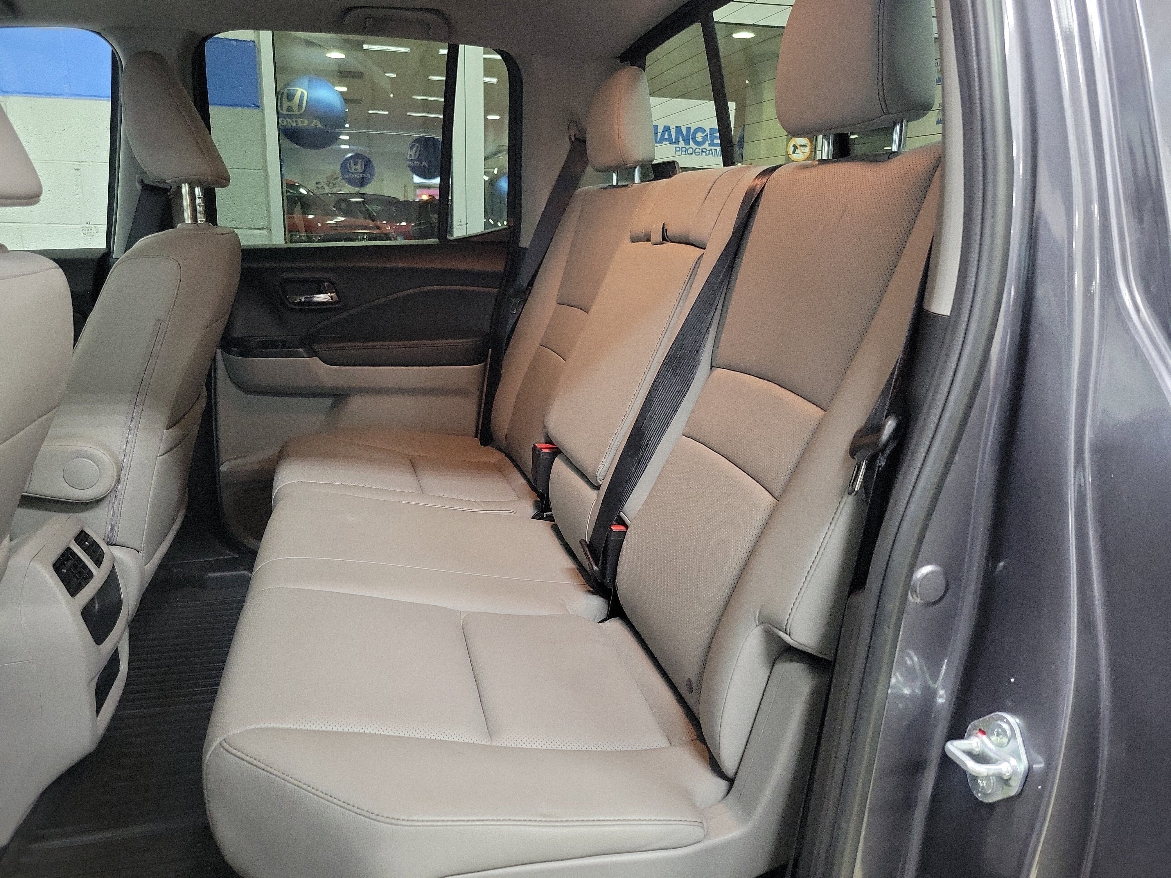 Used 2023 Honda Ridgeline RTL image 10