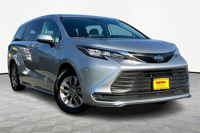 Used 2023 Toyota Sienna LE