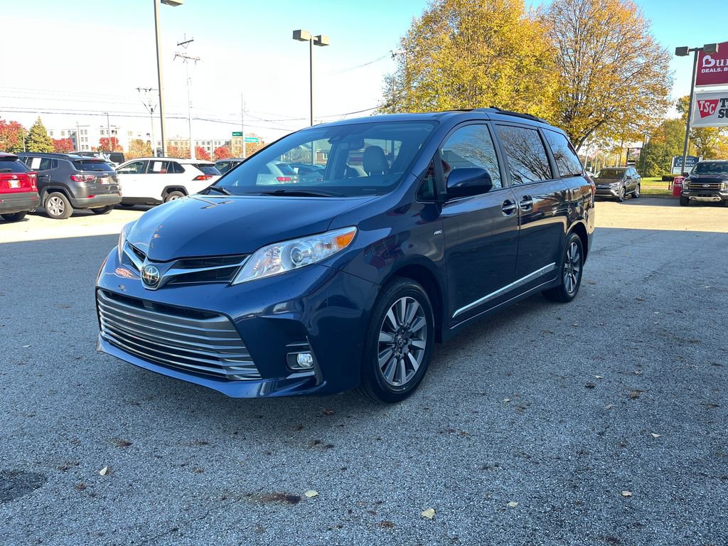 Certified 2020 Toyota Sienna XLE