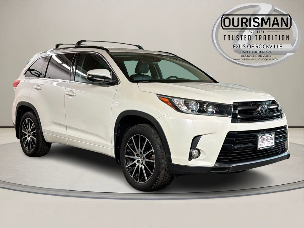 Used 2018 Toyota Highlander SE