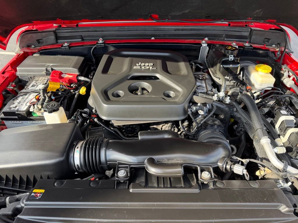 Used 2021 Jeep Wrangler Unlimited Sahara image 36