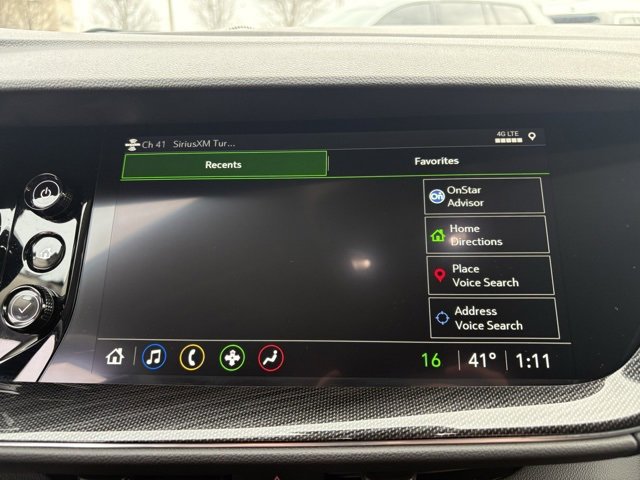 Used 2023 Buick Envision Essence image 34