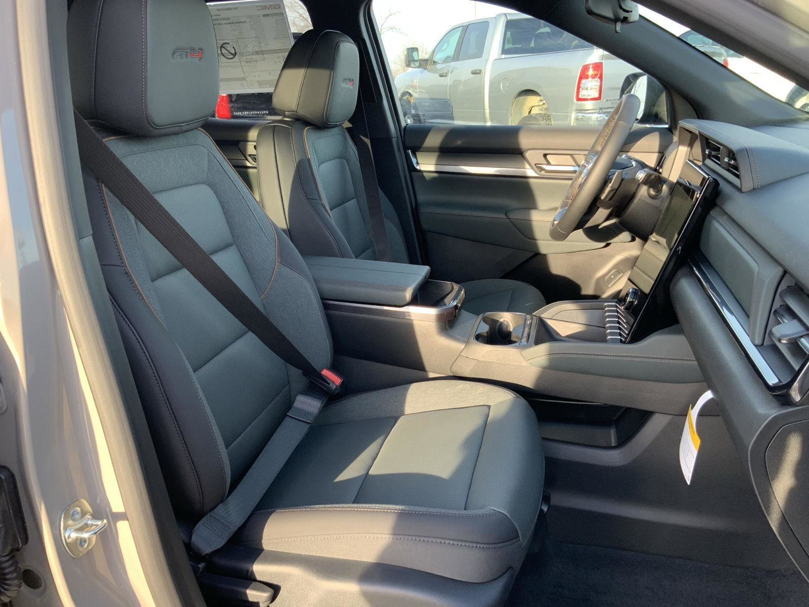 New 2026 GMC Terrain AT4 w/ LPO, Floor Liner Package image 59