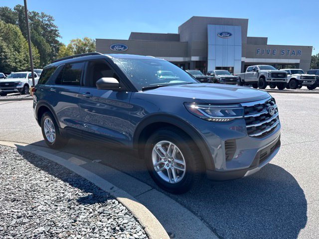New 2027 Ford Explorer Active RWD image 2