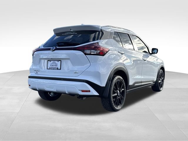 Used 2021 Nissan Kicks SR image 4