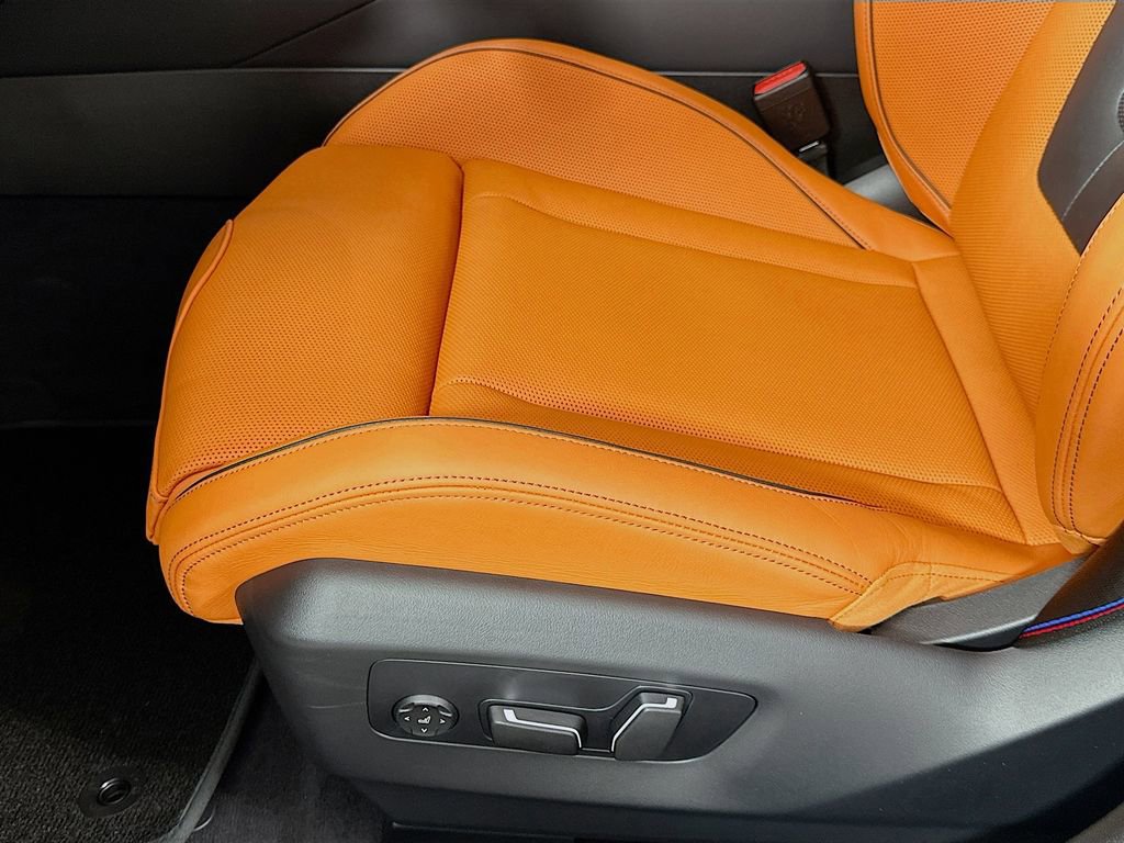 New 2026 BMW M5 w/ Executive Package image 21