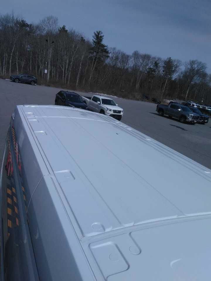 Used 2022 Ford E-Transit 148 High Roof Extended w/ Load Area Protection Package image 22