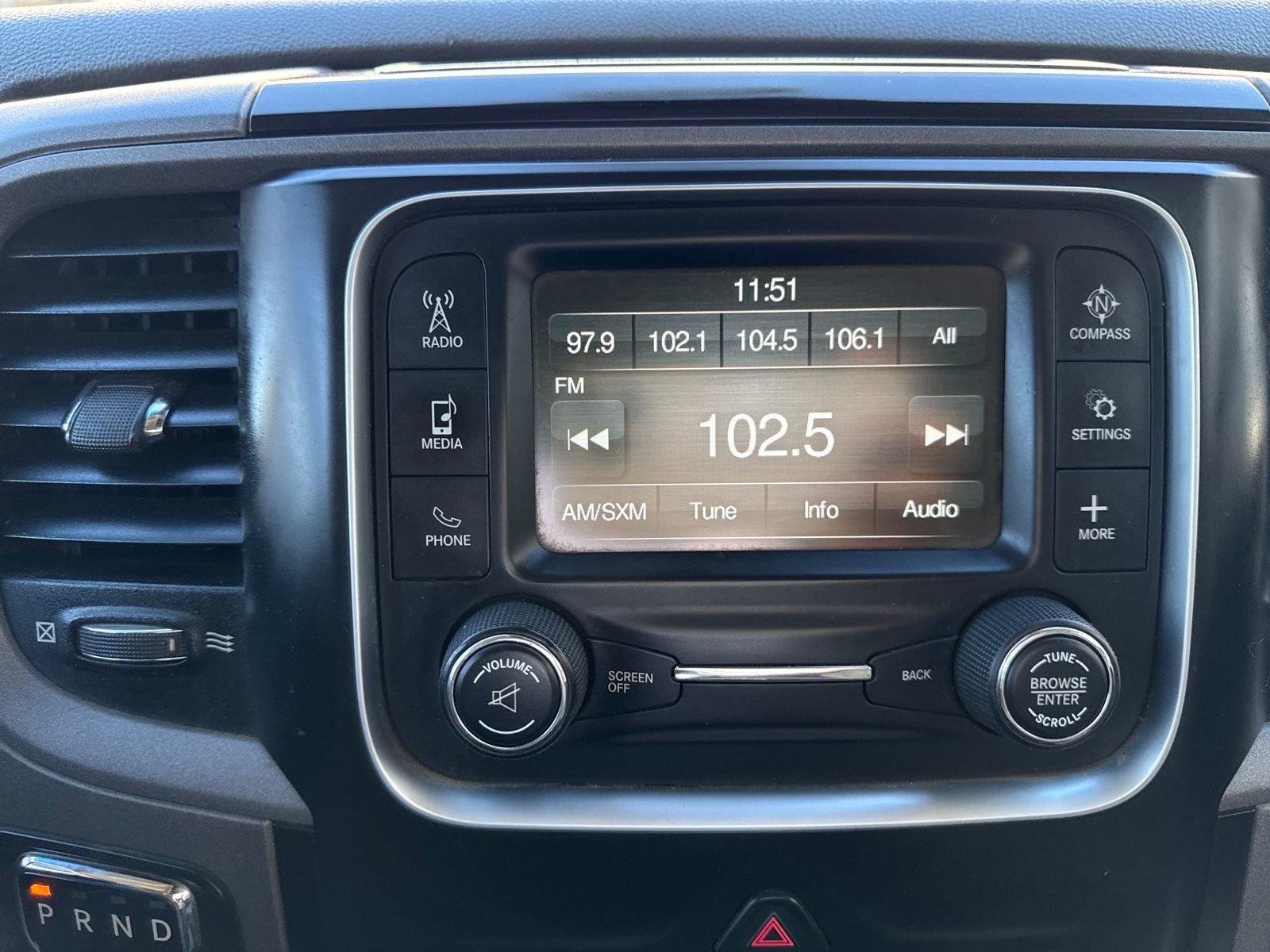 Used 2017 RAM 1500 Express image 19