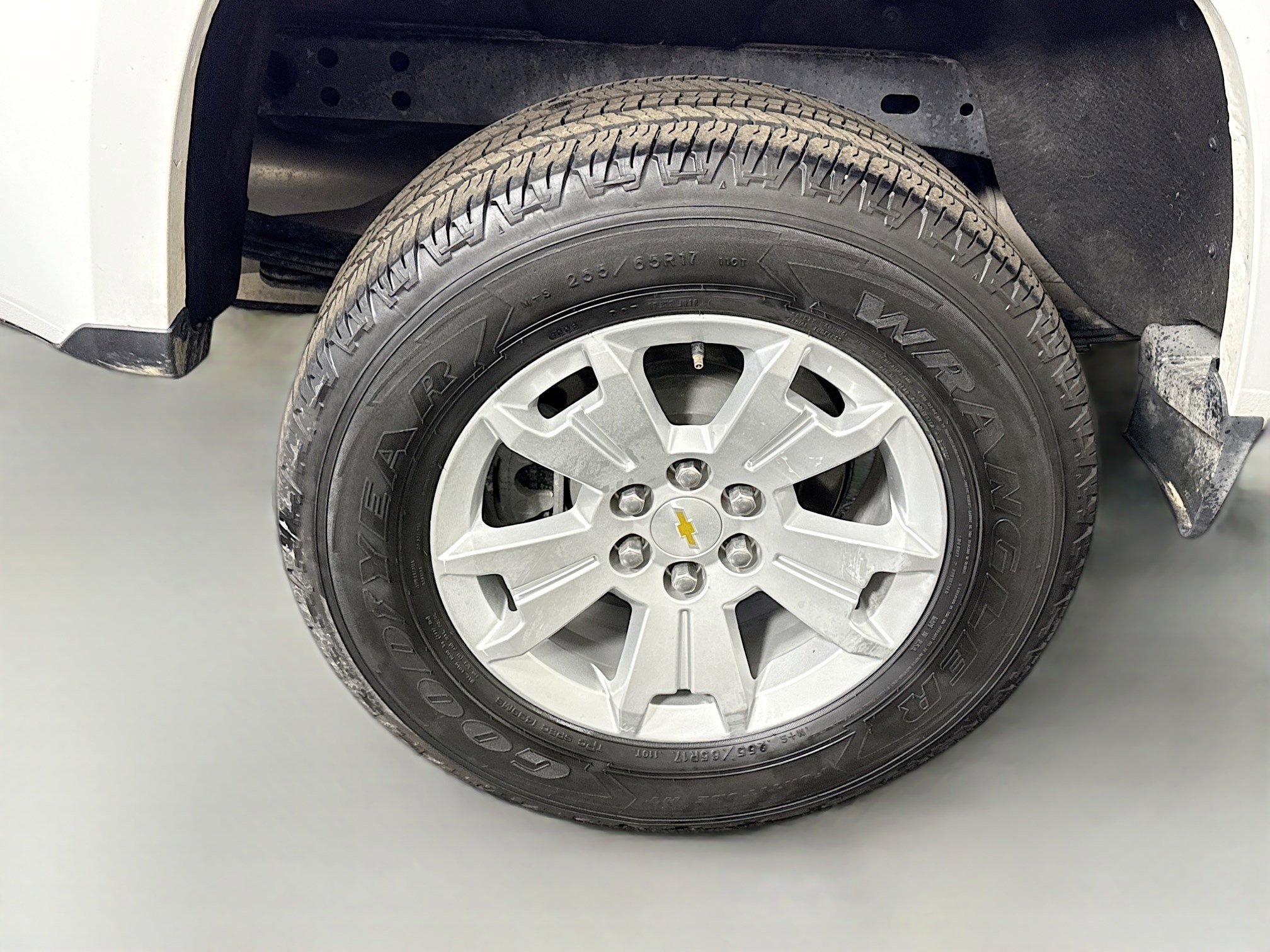 Used 2022 Chevrolet Colorado LT w/ Fleet Safety Package image 32