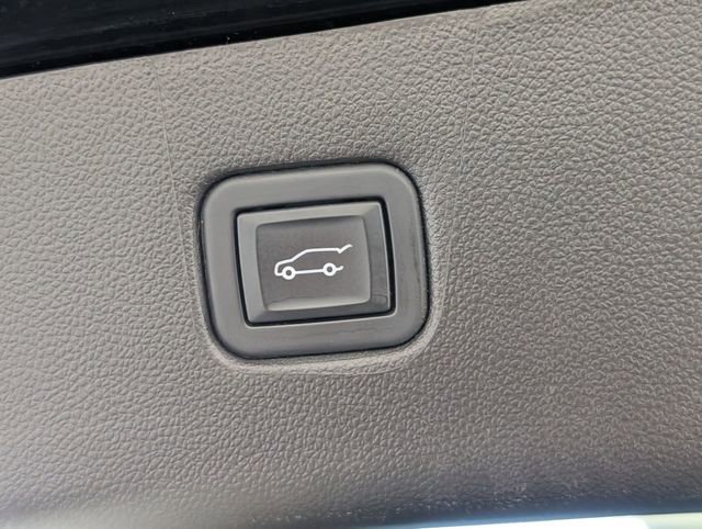 Used 2023 Chevrolet Blazer RS w/ Driver Confidence II Package FWD image 32