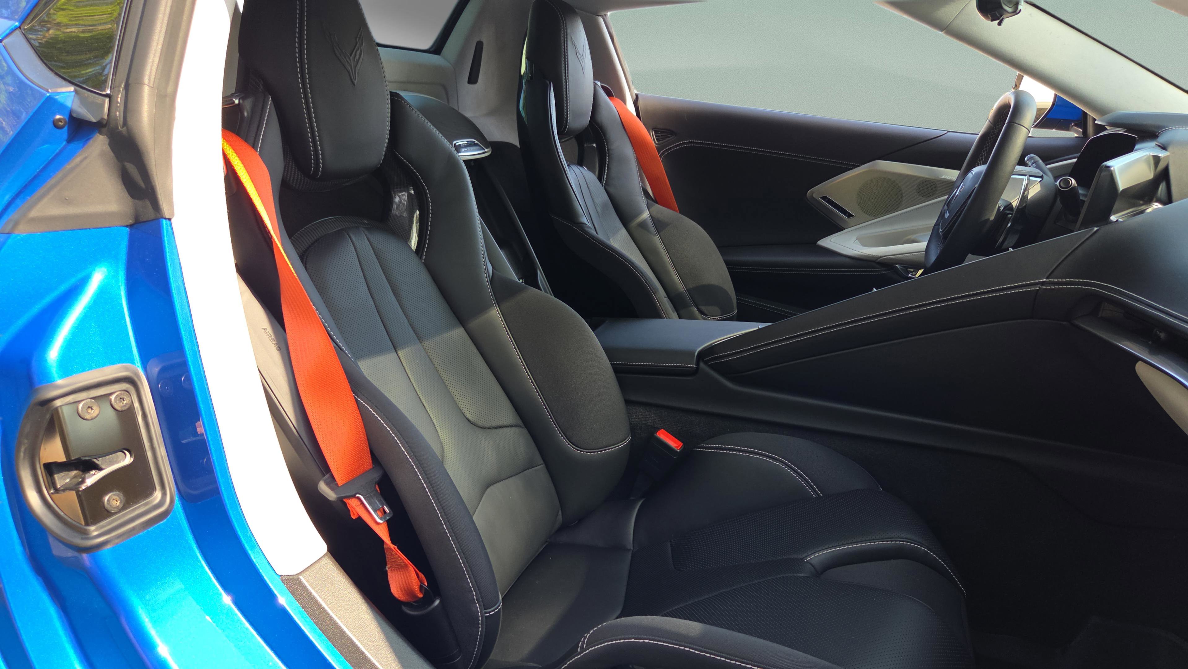 Used 2024 Chevrolet Corvette Stingray Premium Conv RWD image 16