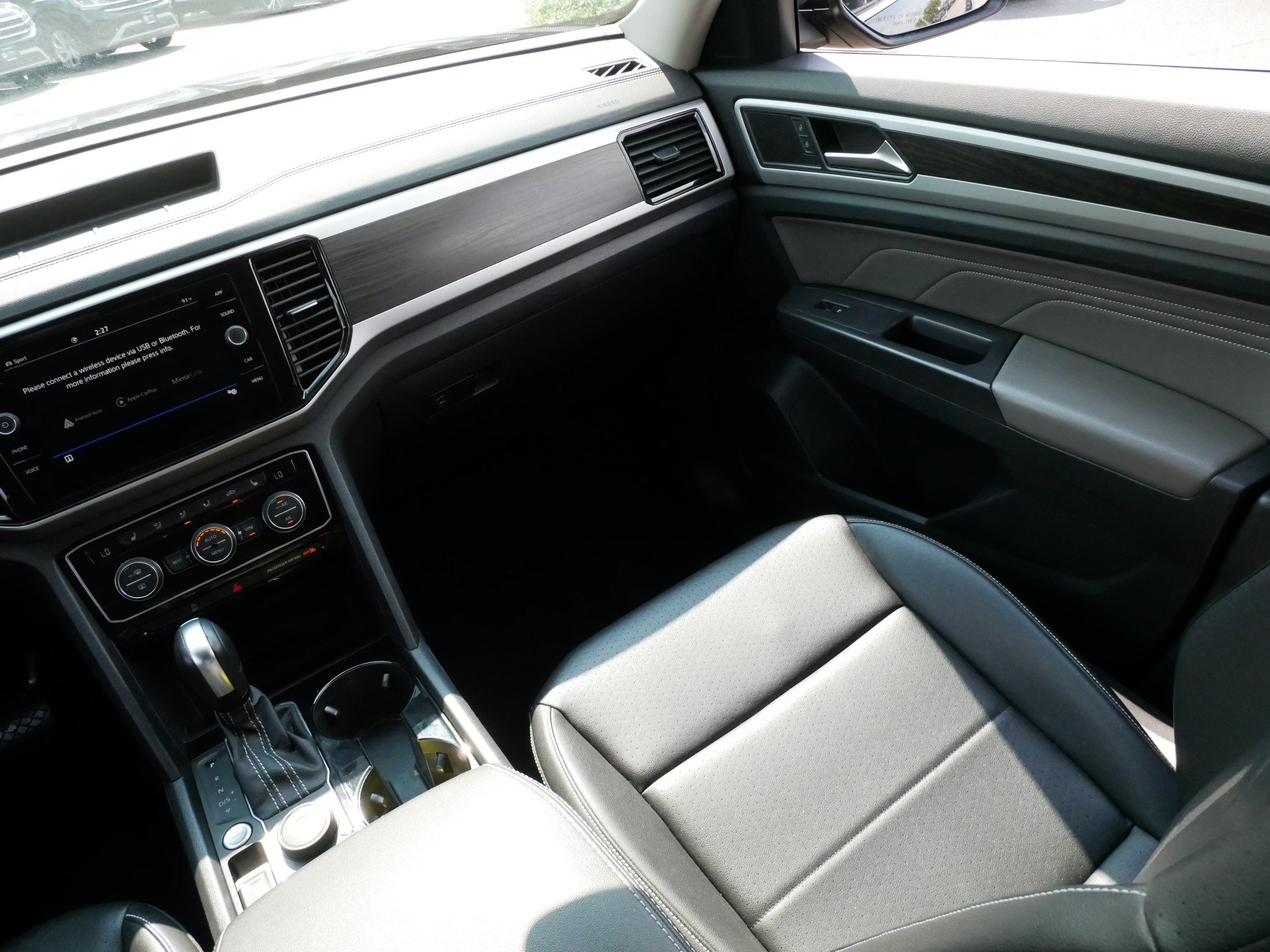 Certified 2023 Volkswagen Atlas SE AWD/4WD image 11