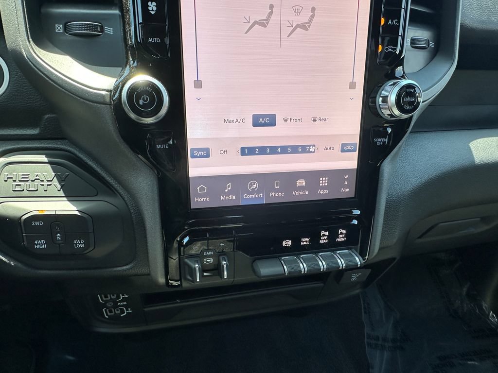 New 2026 RAM 2500 Tradesman AWD/4WD image 24