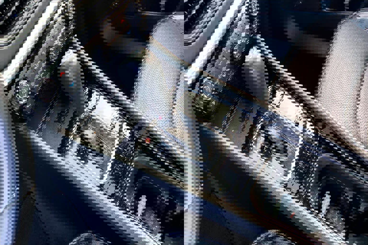 Used 2022 Jeep Compass Limited w/ (RED) Package image 14