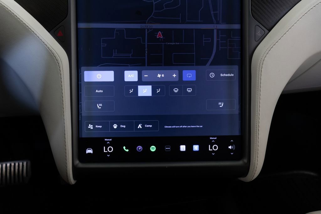 Used 2018 Tesla Model X 75D AWD/4WD image 32