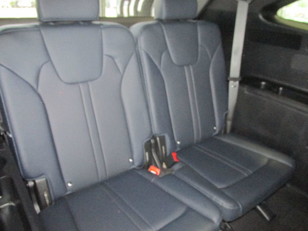 Used 2022 Kia Sorento SX Prestige w/ Panoramic Sunroof Package image 36